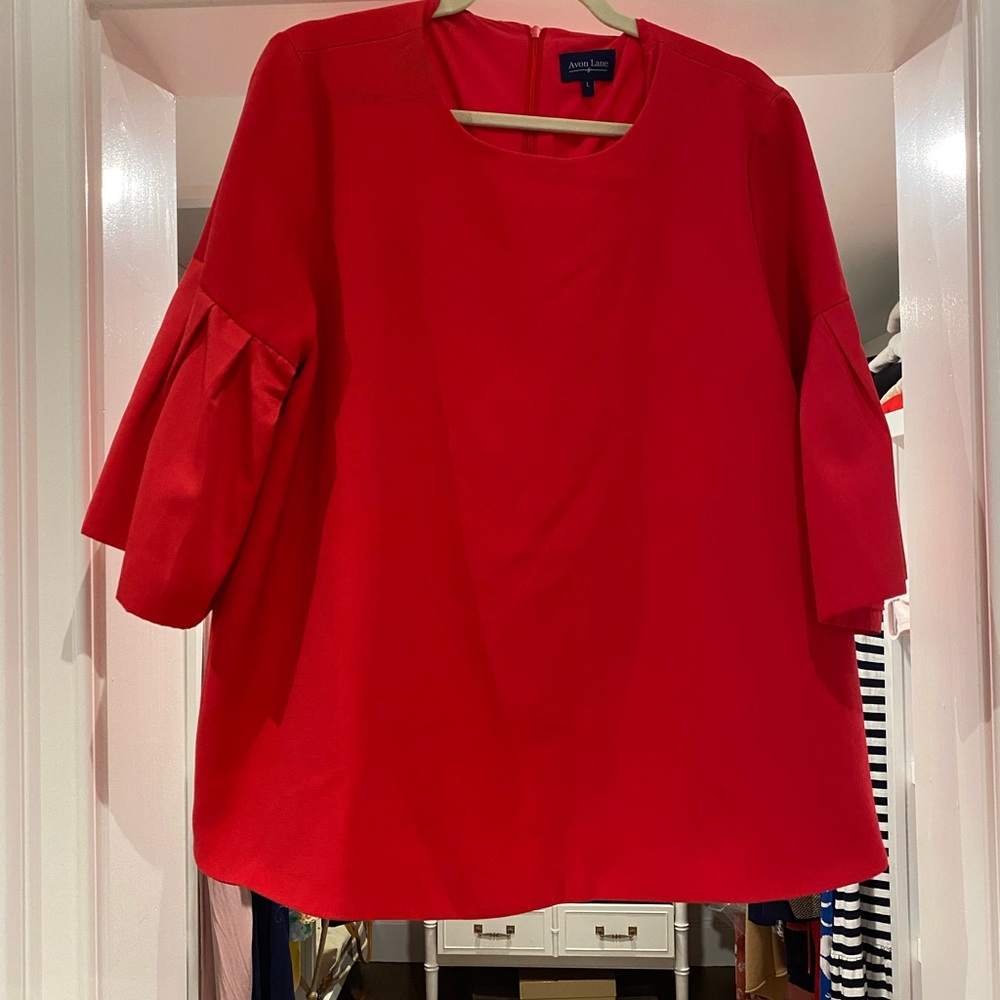 Fuchsia Harper bell sleeve blouse from Tuckernuck shirt by Avon Lane size large